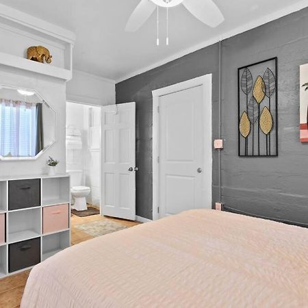 Ferienwohnung The Pink Oasis Waterfront 1 Bed Apt Tampa Exterior foto